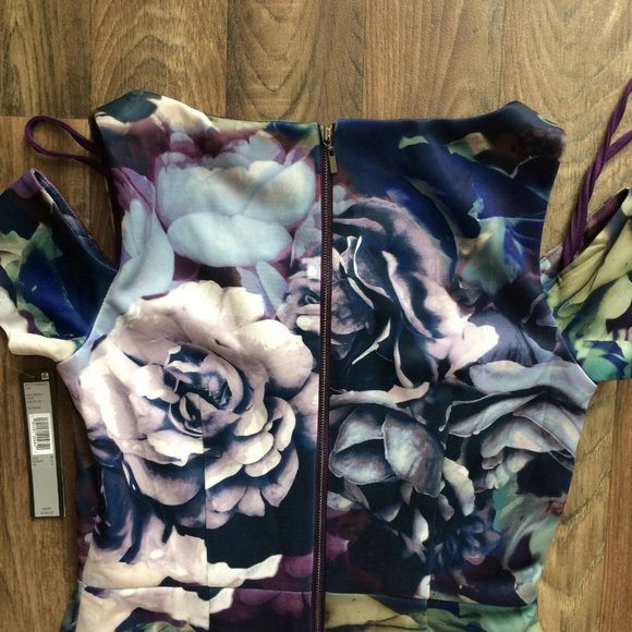 Tahari Arthur Levine Cold Shoulder Sleeve Shift - Picture 7 of 8